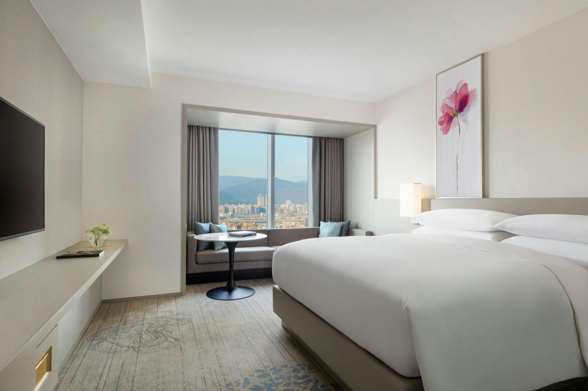 Courtyard By Marriott Taipei Downtown Hotel Exterior photo