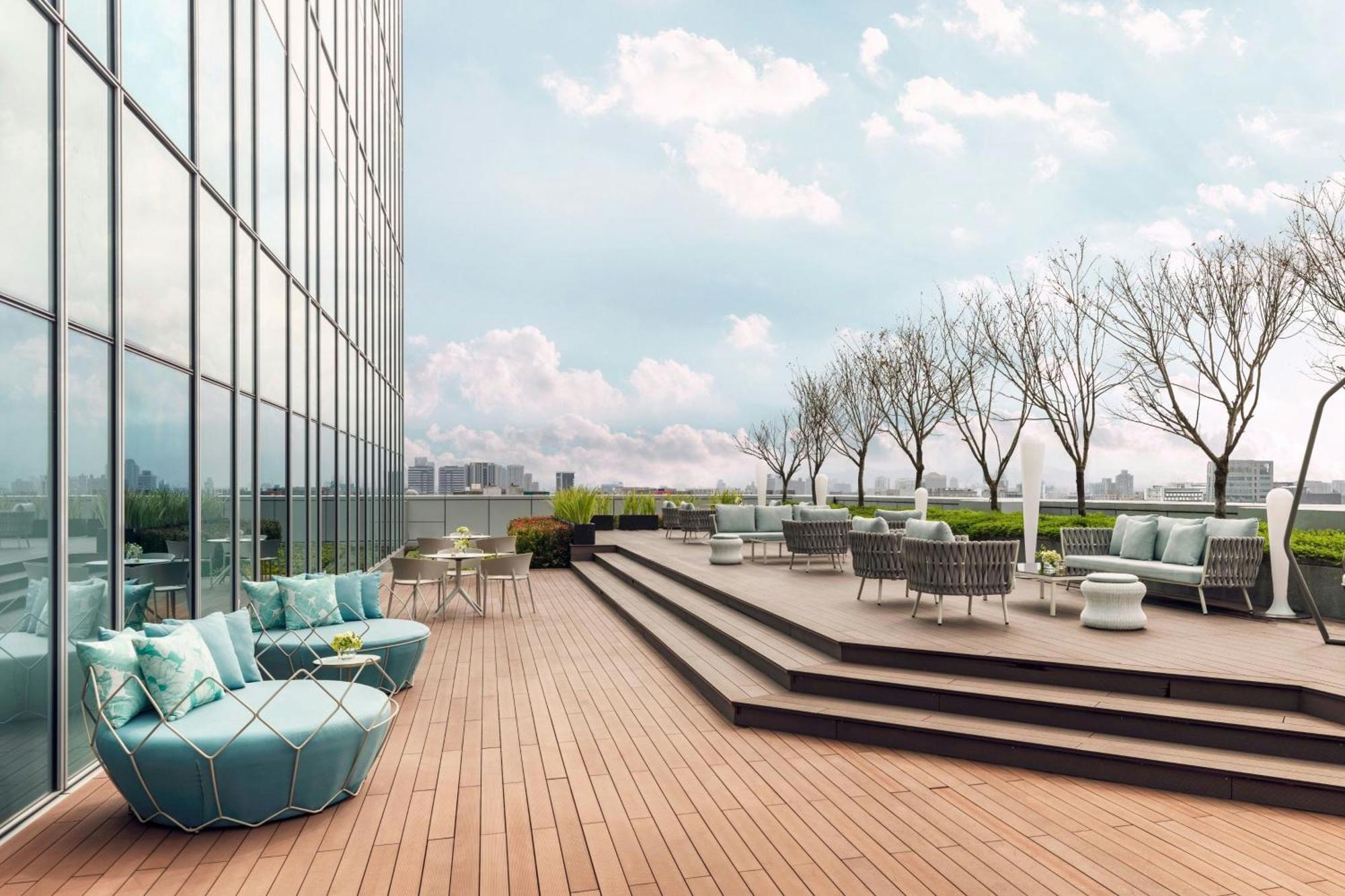 Courtyard By Marriott Taipei Downtown Hotel Exterior photo